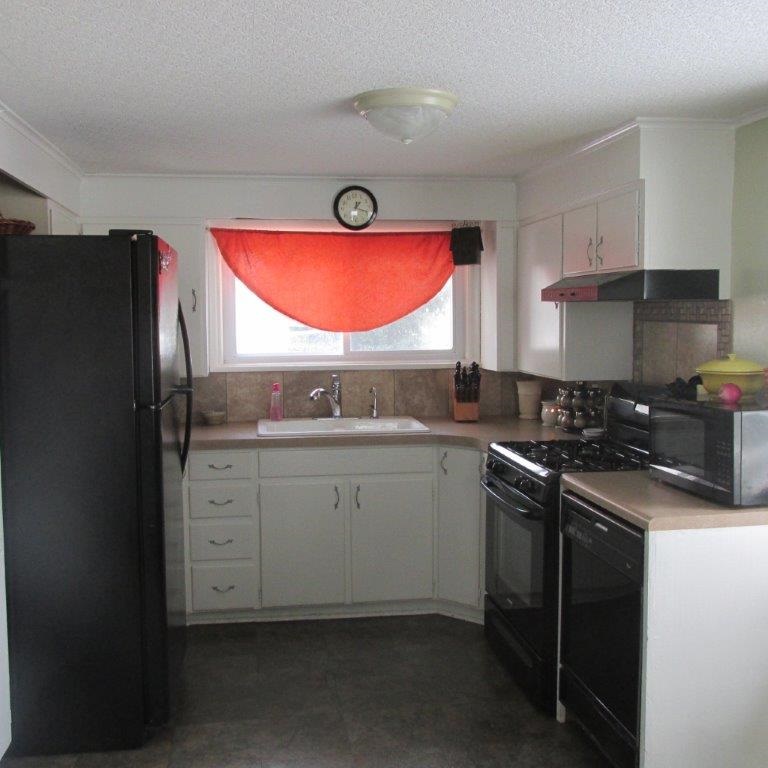 316 West Spring Street Lagrange, IN 46761 - Photo 17 of 24 Gallery Image 17