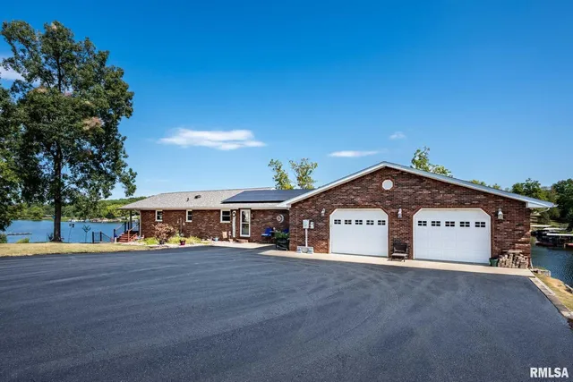 $799,900 | 622 Dongola Court, Creal Springs, IL 62922