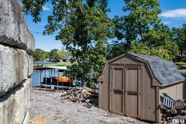 $799,900 | 622 Dongola Court, Creal Springs, IL 62922