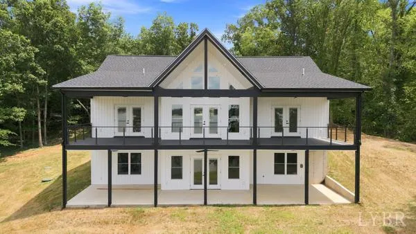 $820,000 | 323 Rosseechee Drive, Clarksville, VA 23927