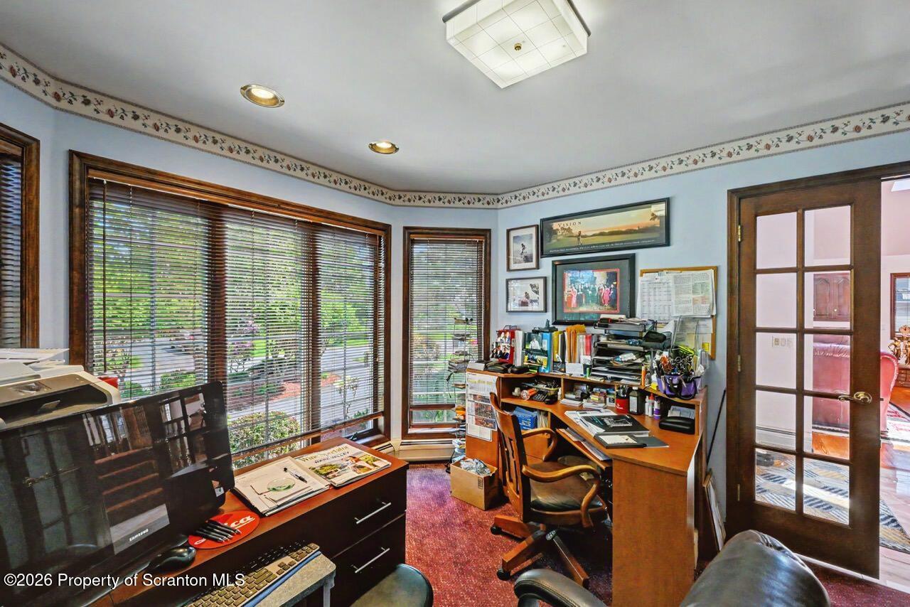 602 Hampton Road Clarks Summit, PA 18411 - Photo 34 of 73 Office