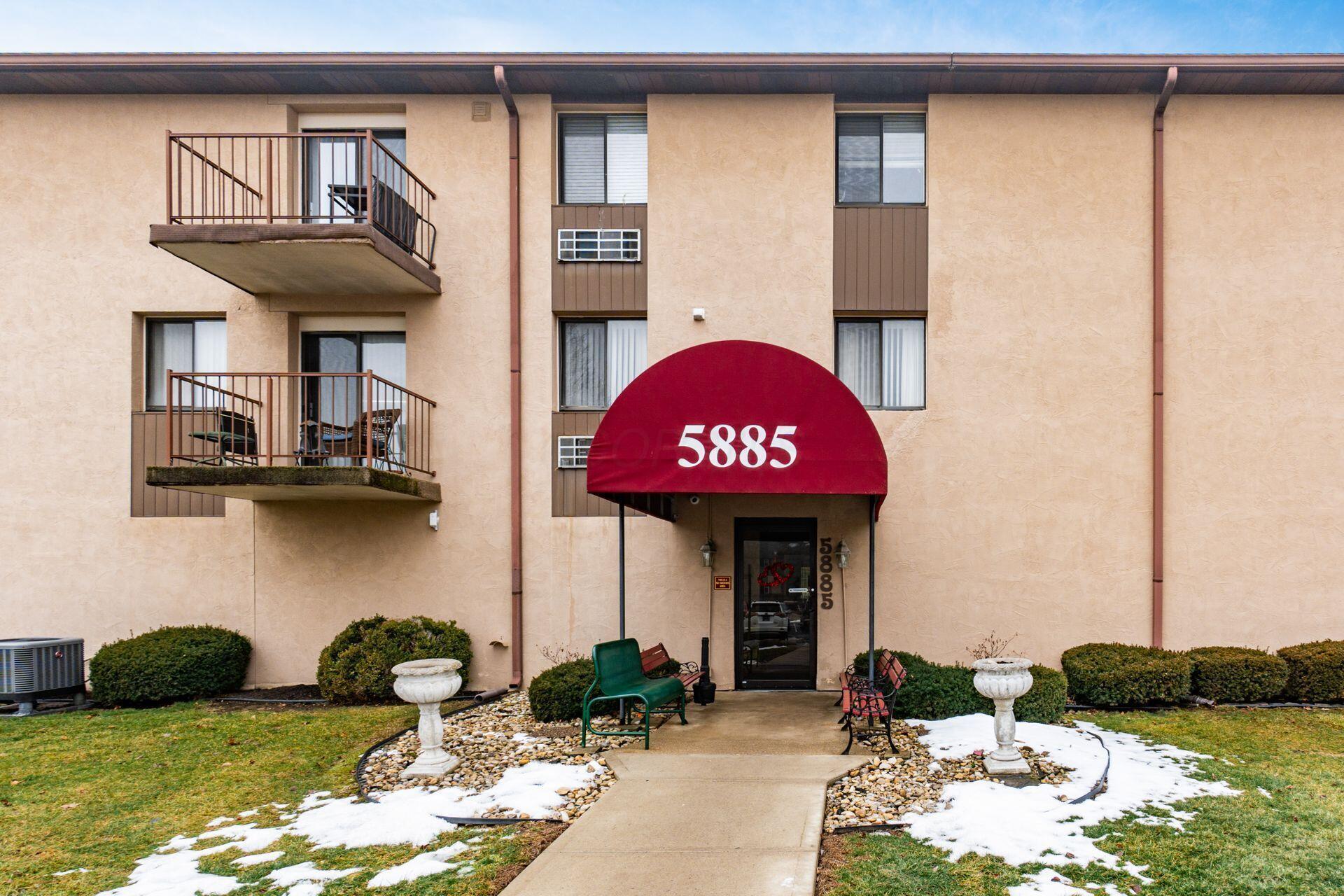 5885 Beechcroft Road, Unit 306 Columbus, OH 43229 - Photo 2 of 33 001_a97_i 5885 Beechcroft 066