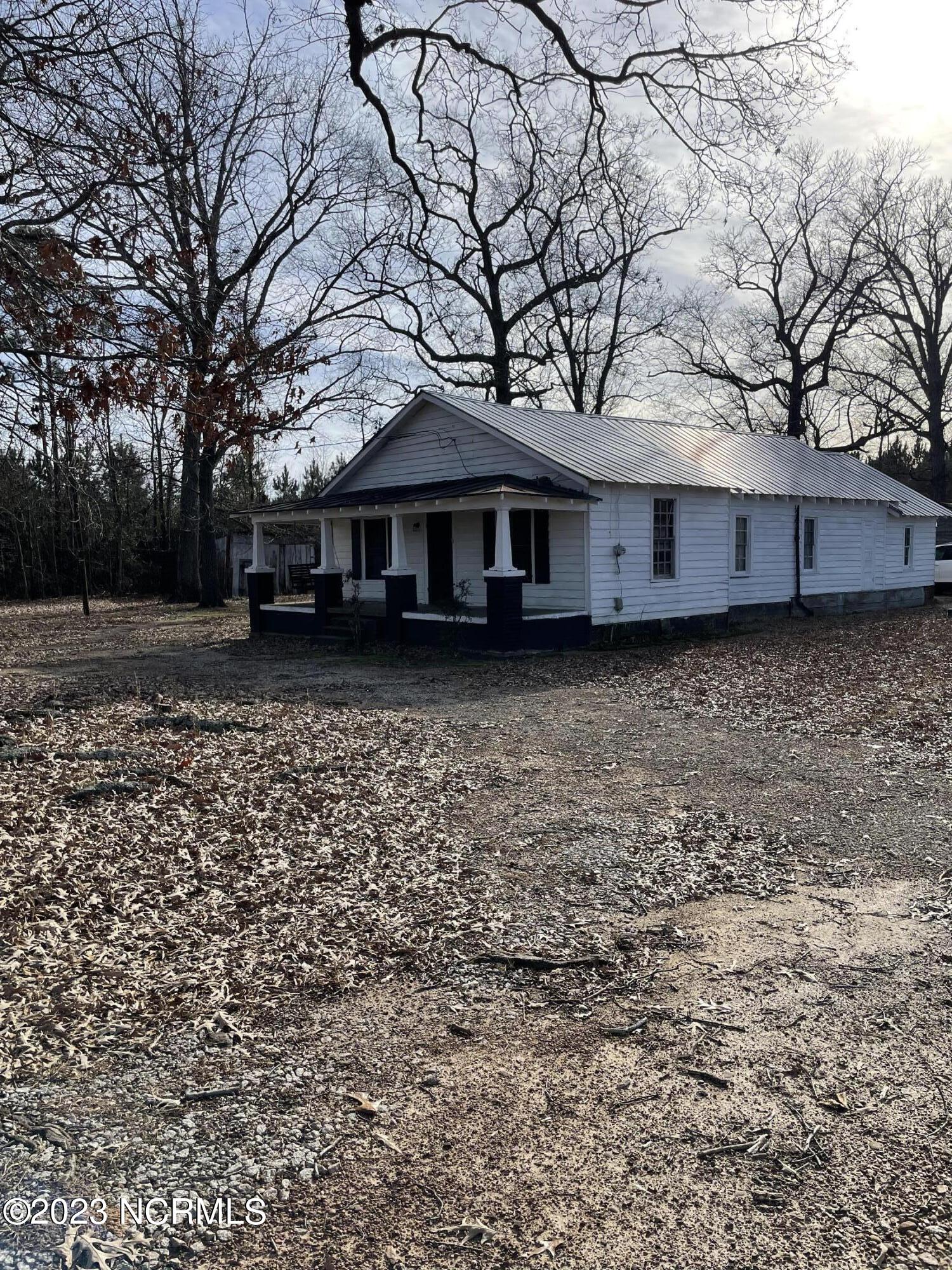 5942 Old Smithfield Road Spring Hope, NC 27882 - Photo 2 of 13 Tabron_right side angle