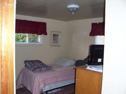 5329 Howe Road Grand Blanc, MI 48439 - Photo 13 of 18 20384443-12.JPG