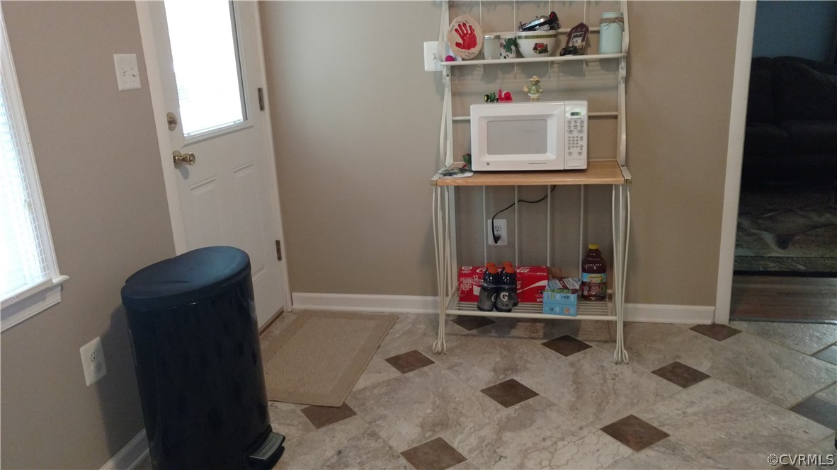 2383 Sizer Road Beaverdam, VA 23015 - Photo 8 of 29 a view of livingroom with furniture and toys