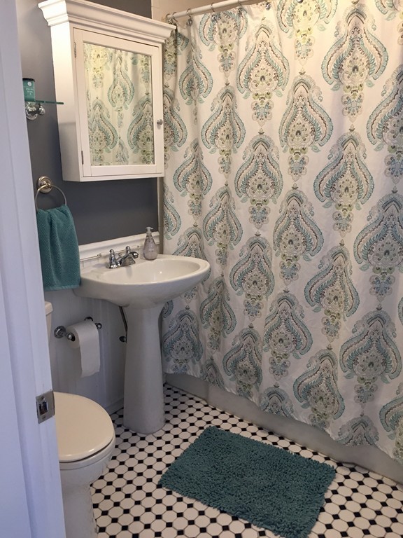 10 Burlington Road Billerica, MA 01821 - Photo 9 of 14