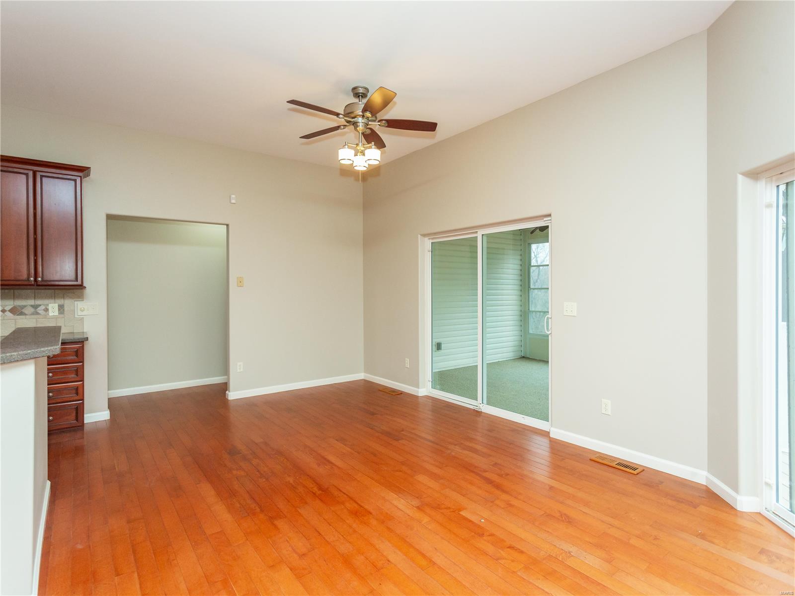10303 Schuessler Road St. Louis, MO 63128 - Photo 23 of 69 Gallery Image 23