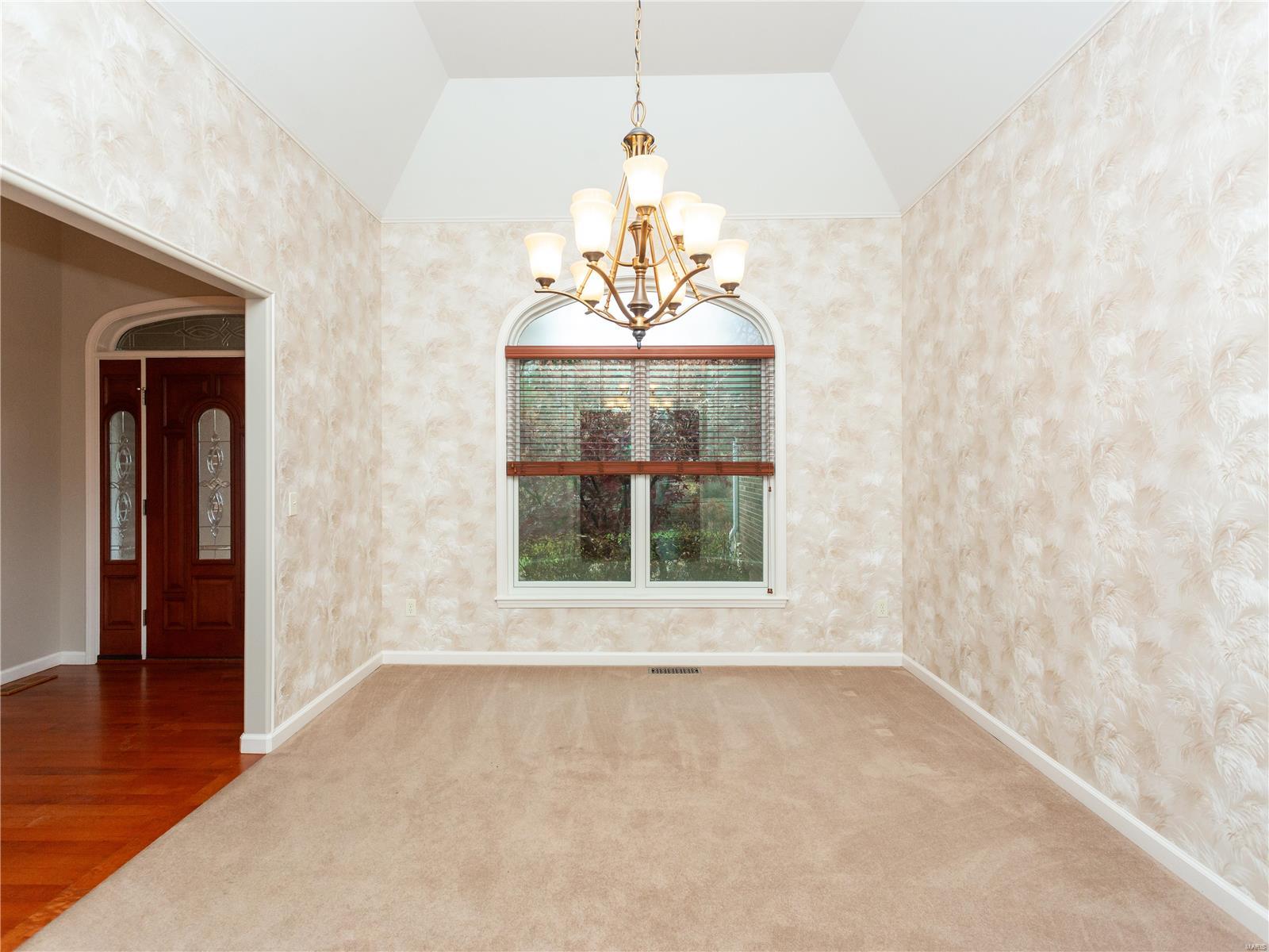 10303 Schuessler Road St. Louis, MO 63128 - Photo 8 of 69 Gallery Image 8