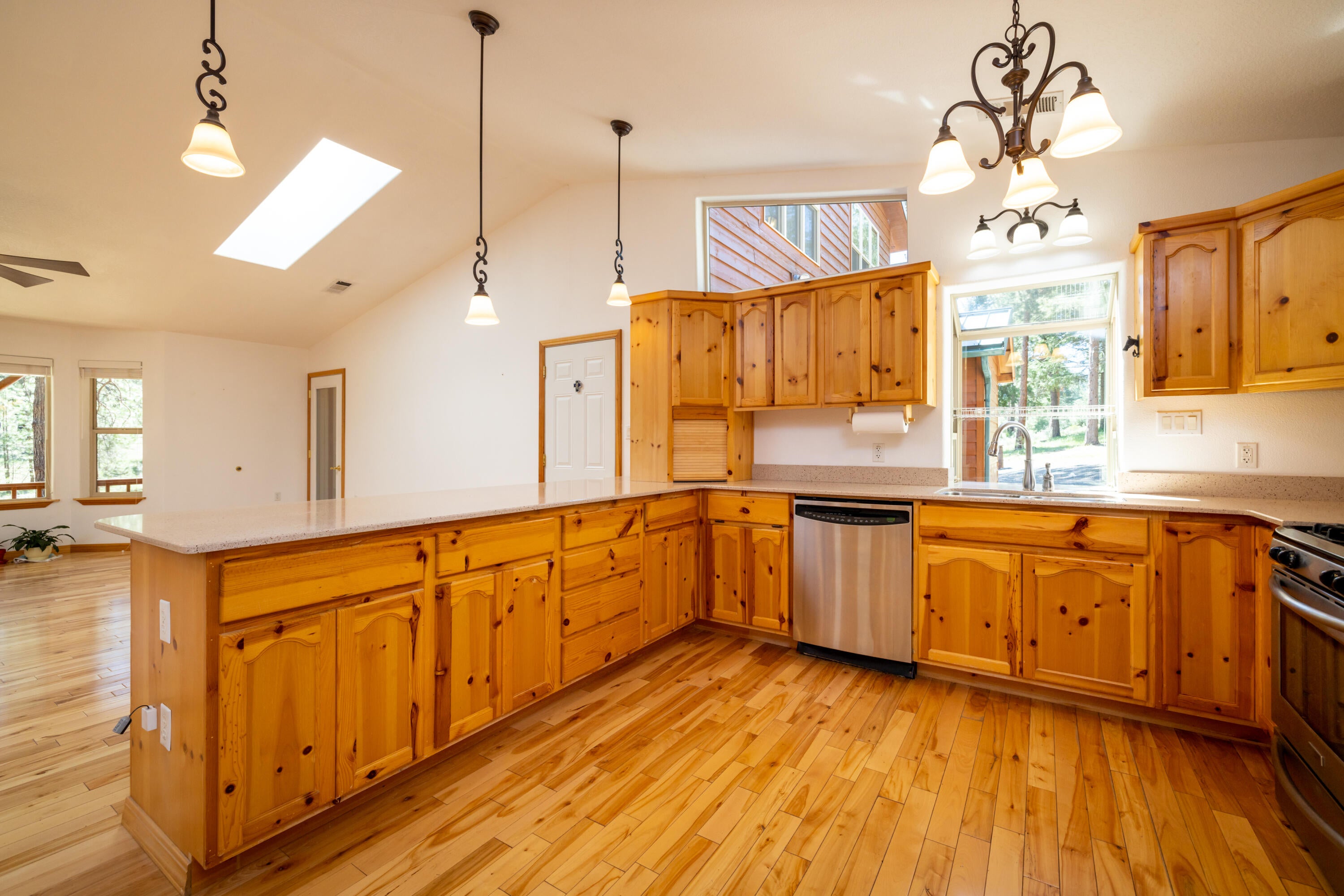 11550 Simpson Canyon Road Klamath Falls, OR 97601 - Photo 13 of 80 11550SimpsonCanyonRd.-93