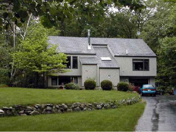 51 Redfield Circle Derry, NH 03038 - Photo 1 of 3