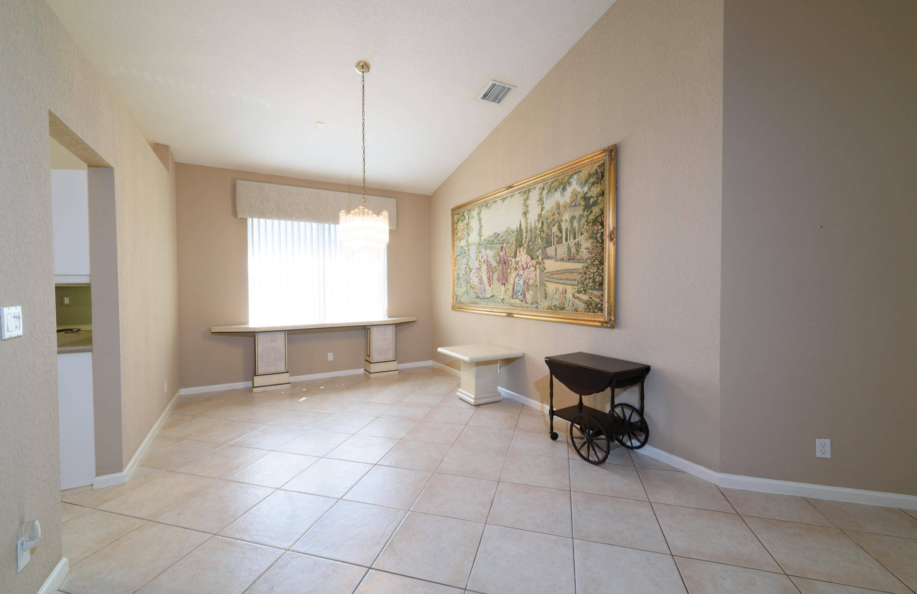 10102 Diamond Lake Road Boynton Beach, FL 33437 - Photo 6 of 20 FORMAL DINING