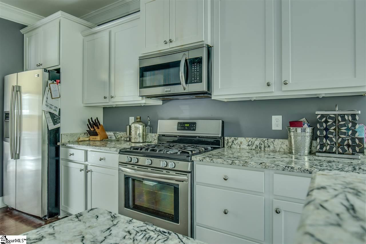 125 Arnold Mill Road Simpsonville, SC 29680 - Photo 5 of 32 Gallery Image 5