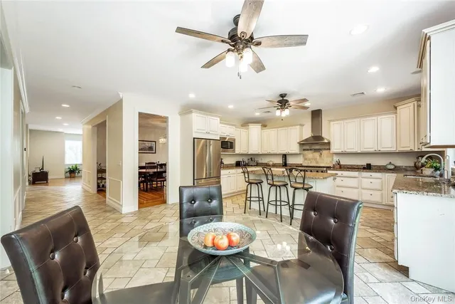 $8,900 | 696 Ridgeway, White Plains, NY 10605