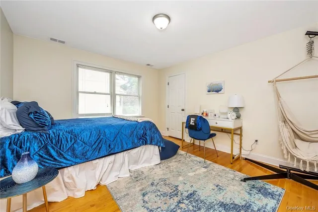 $8,900 | 696 Ridgeway, White Plains, NY 10605