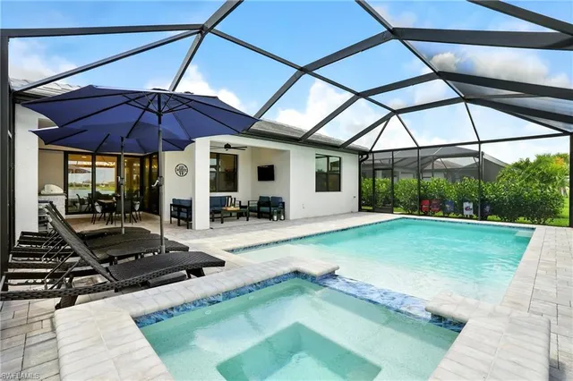 a view of outdoor space yard deck patio and deck