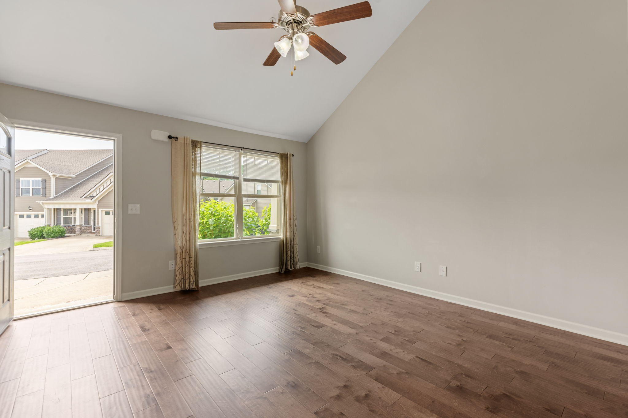 4022 Commons Drive Spring Hill, TN 37174 - Photo 9 of 45