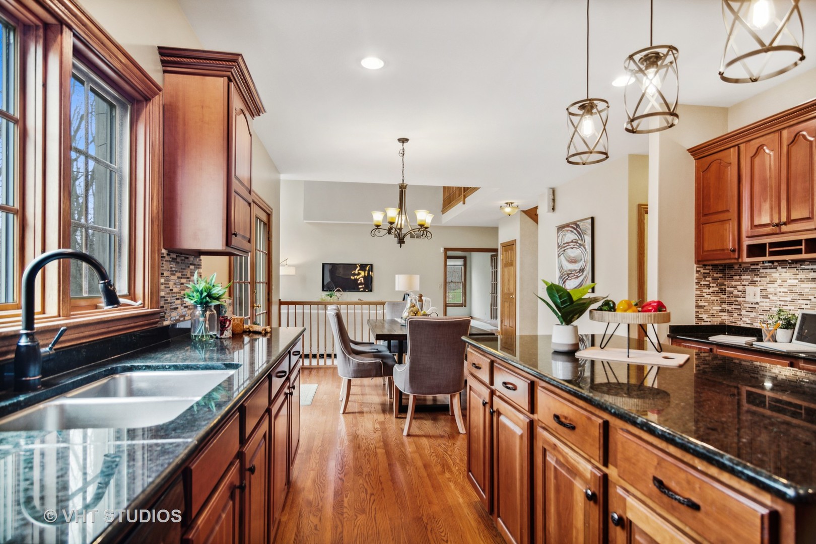 902 Bridle Lane Cary, IL 60013 - Photo 6 of 60