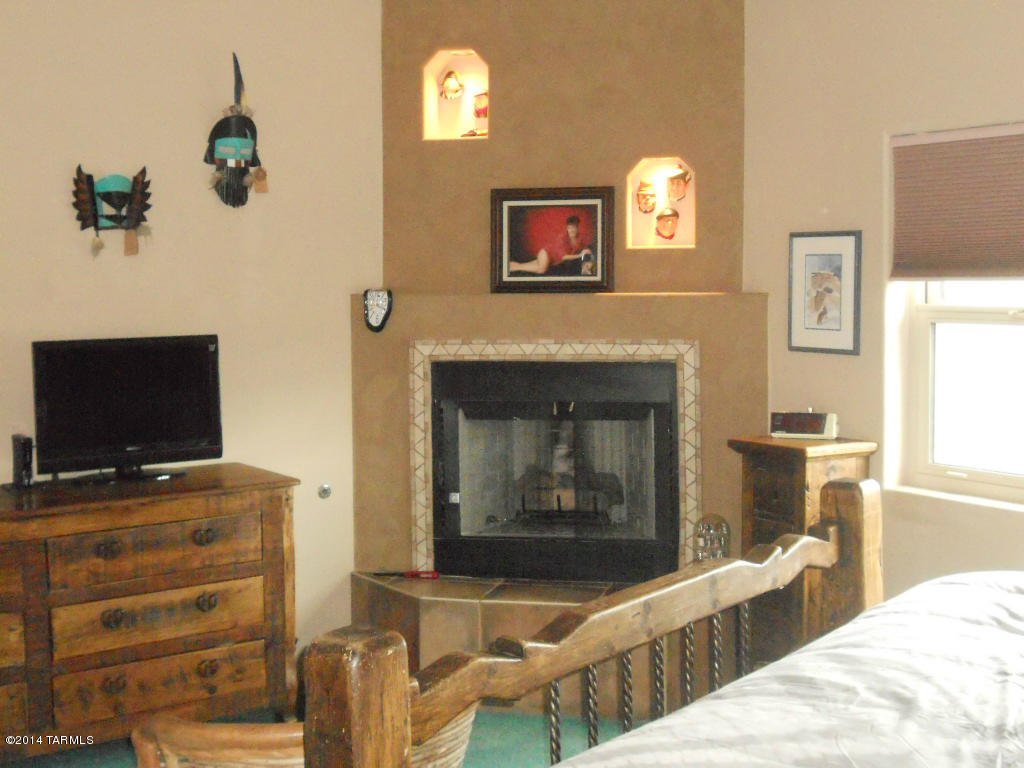 4430 West Crestview Road Tucson, AZ 85745 - Photo 10 of 42 Gallery Image 10