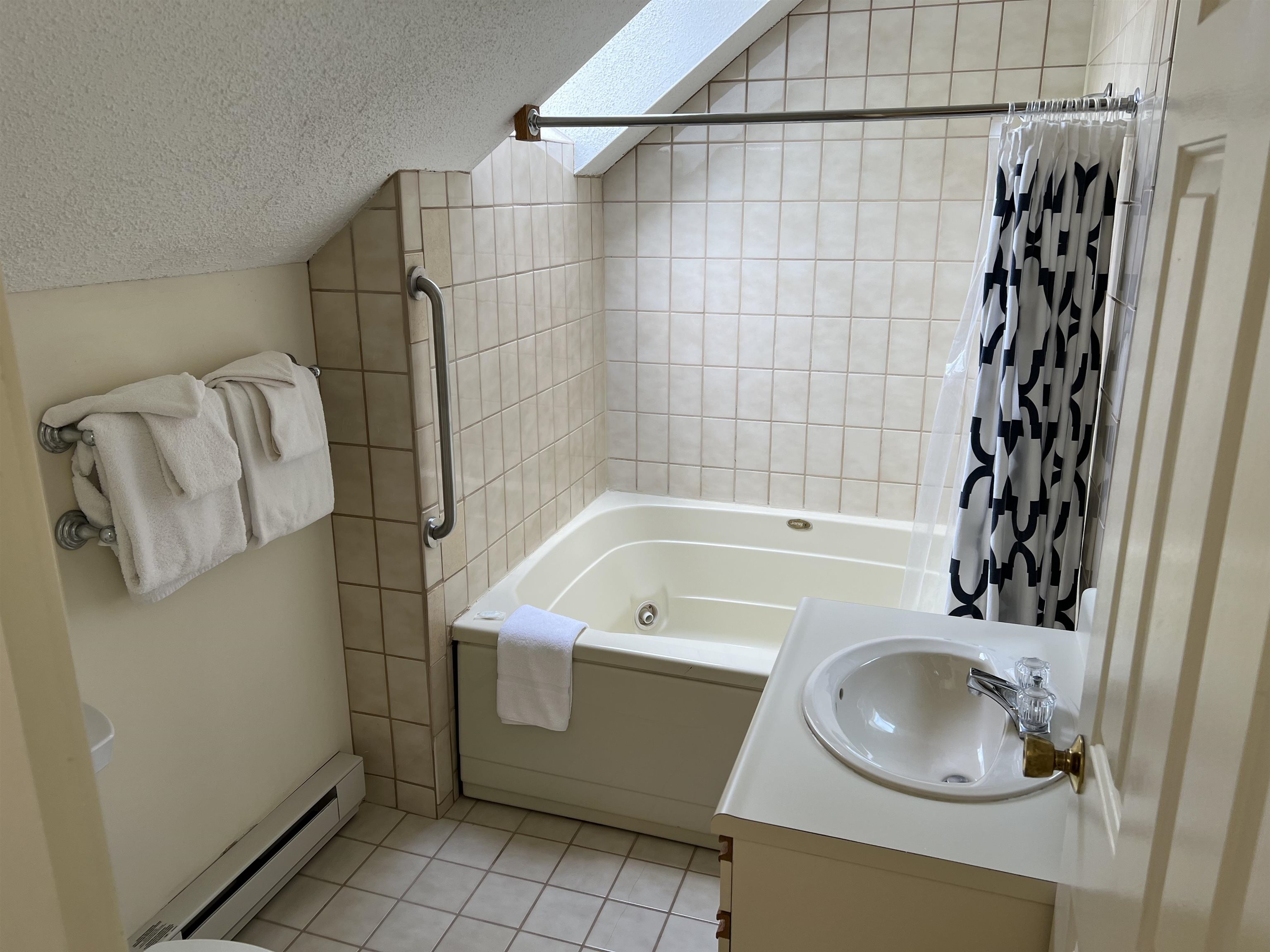 9 Mountain Sun Way, Unit 16D Waterville Valley, NH 03215 - Photo 15 of 25