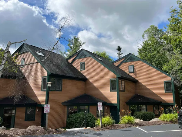 $58,000 | 9 Mountain Sun Way, Unit 16D, Waterville Valley, NH 03215