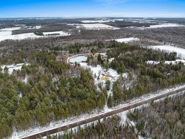 $555,000 | 155030 Pine Bluff Road, Wausau, WI 54403