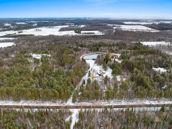 $555,000 | 155030 Pine Bluff Road, Wausau, WI 54403