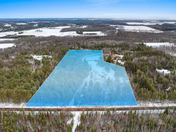 $555,000 | 155030 Pine Bluff Road, Wausau, WI 54403