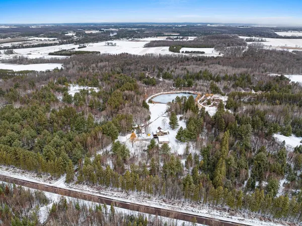 $555,000 | 155030 Pine Bluff Road, Wausau, WI 54403