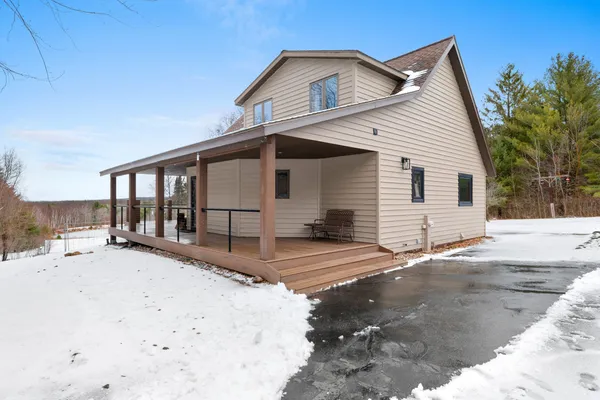 $555,000 | 155030 Pine Bluff Road, Wausau, WI 54403
