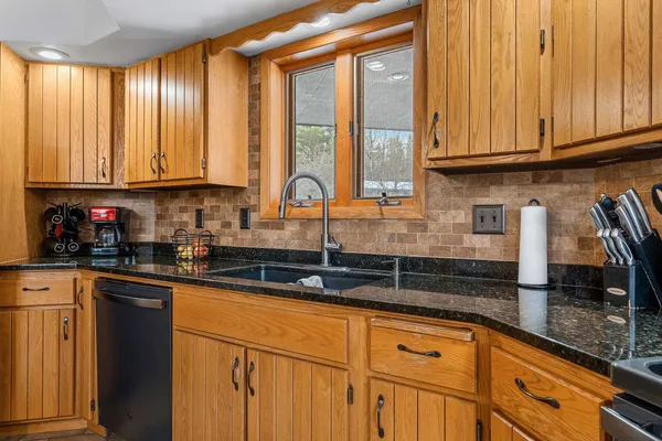 $555,000 | 155030 Pine Bluff Road, Wausau, WI 54403