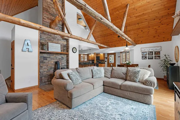 $555,000 | 155030 Pine Bluff Road, Wausau, WI 54403