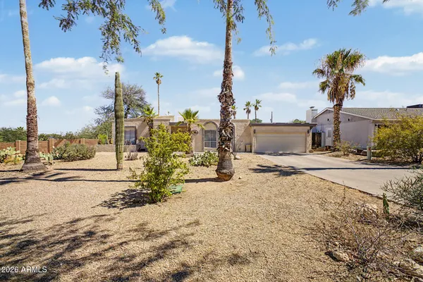 $699,999 | 1132 East Village Cir Drive North, Phoenix, AZ 85022