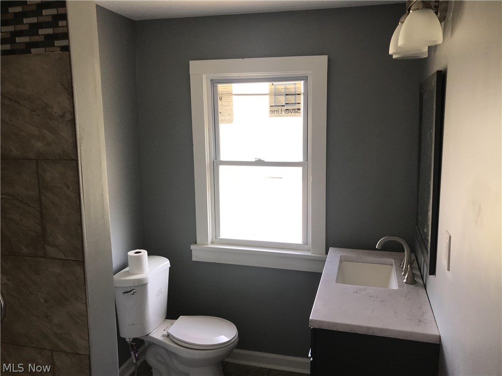 3263 Yorkshire Road Cleveland, OH 44118 - Photo 11 of 20