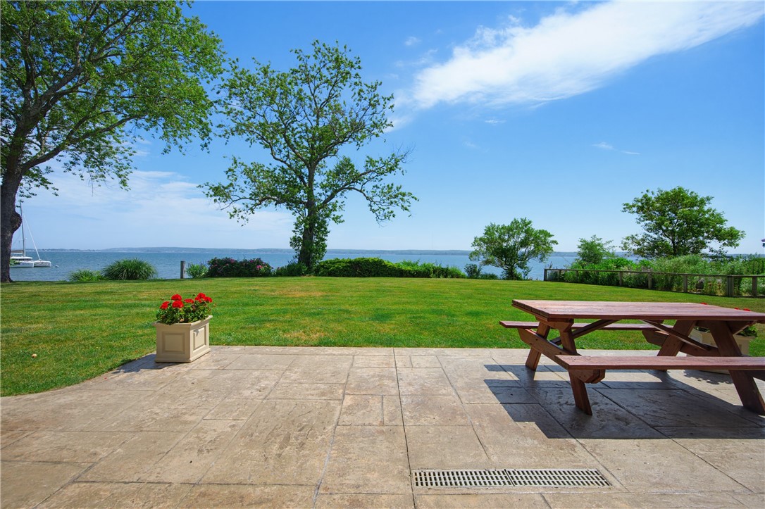 54 Oliver Hazard Perry Road Portsmouth, RI 02871 - Photo 27 of 28