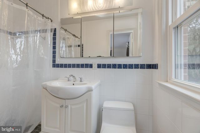 $920,000 | 6113 Walhonding Road, Bethesda, MD 20816