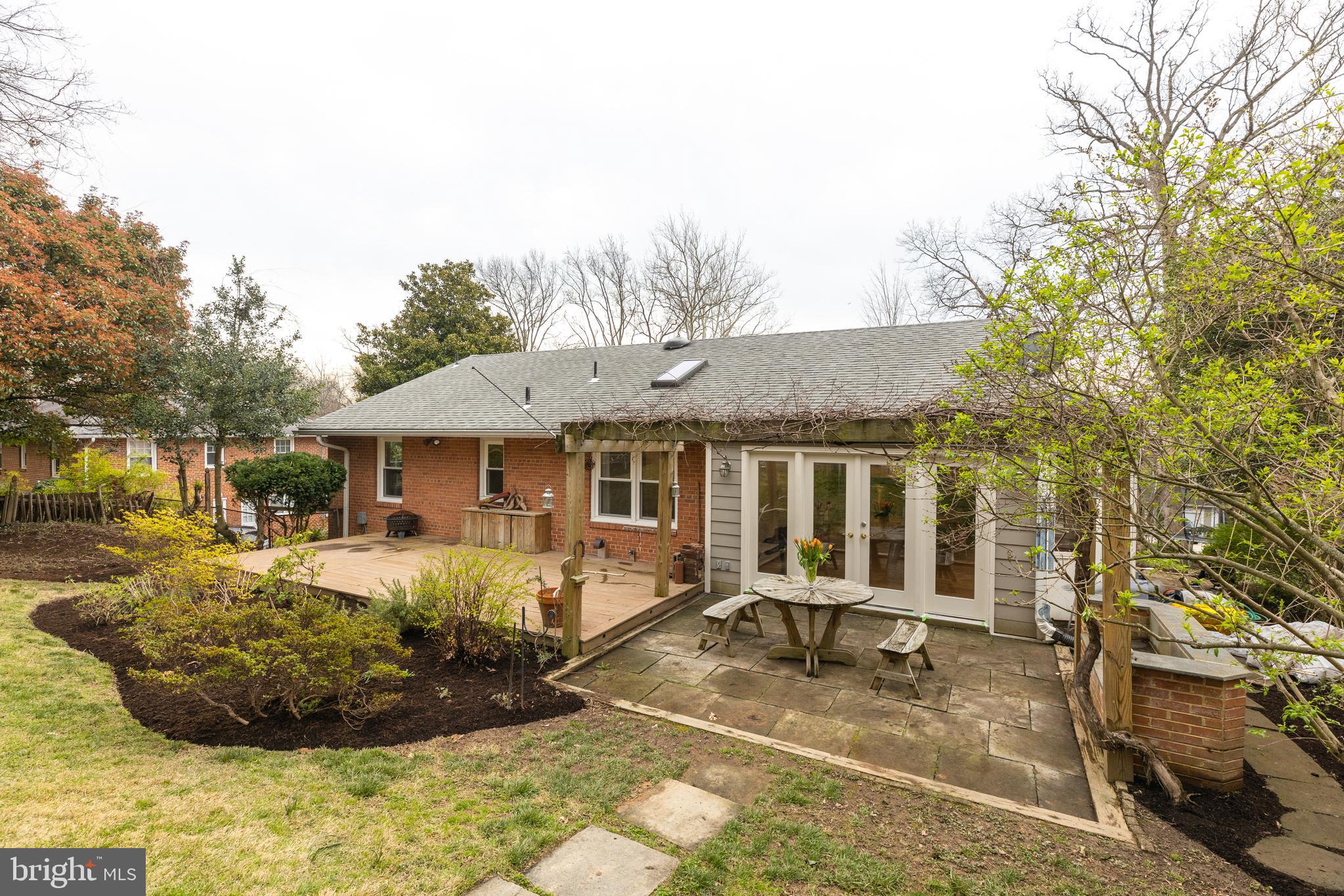 6113 Walhonding Road Bethesda, MD 20816 - Photo 22 of 26 Perfect for gardening