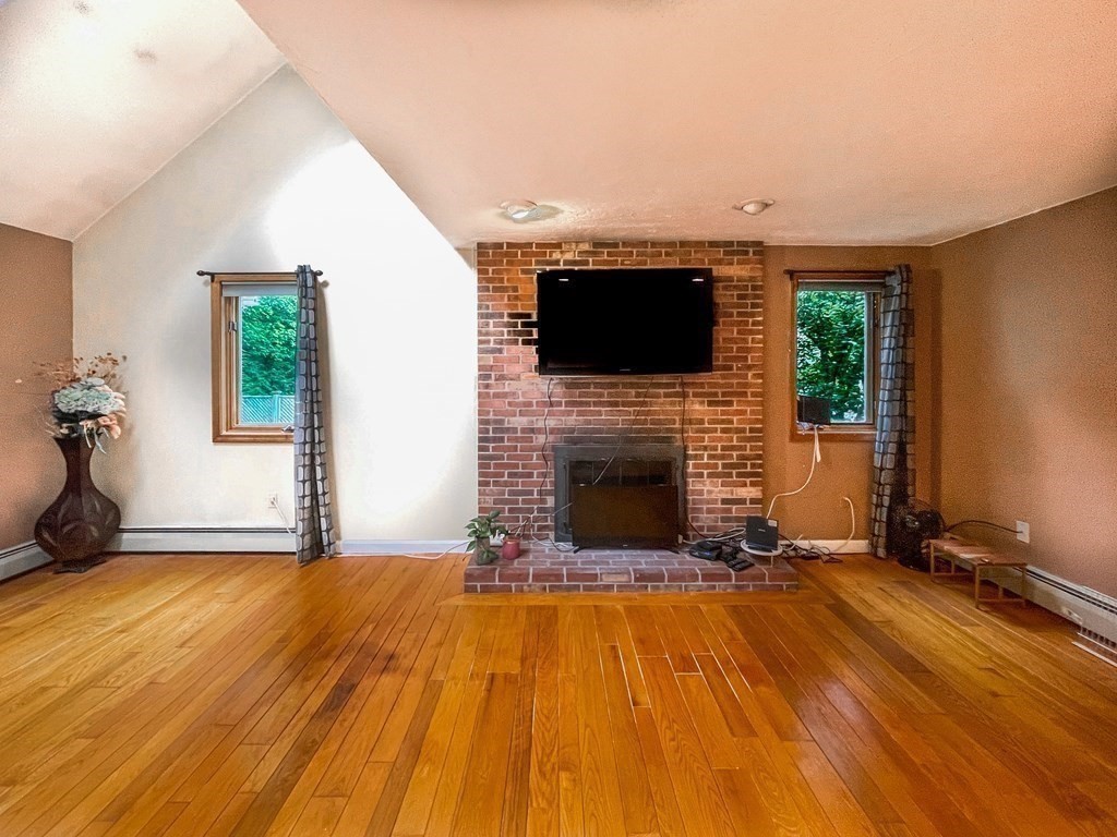 20 Tattan Farm Road Worcester, MA 01605 - Photo 6 of 36 Gallery Image 6