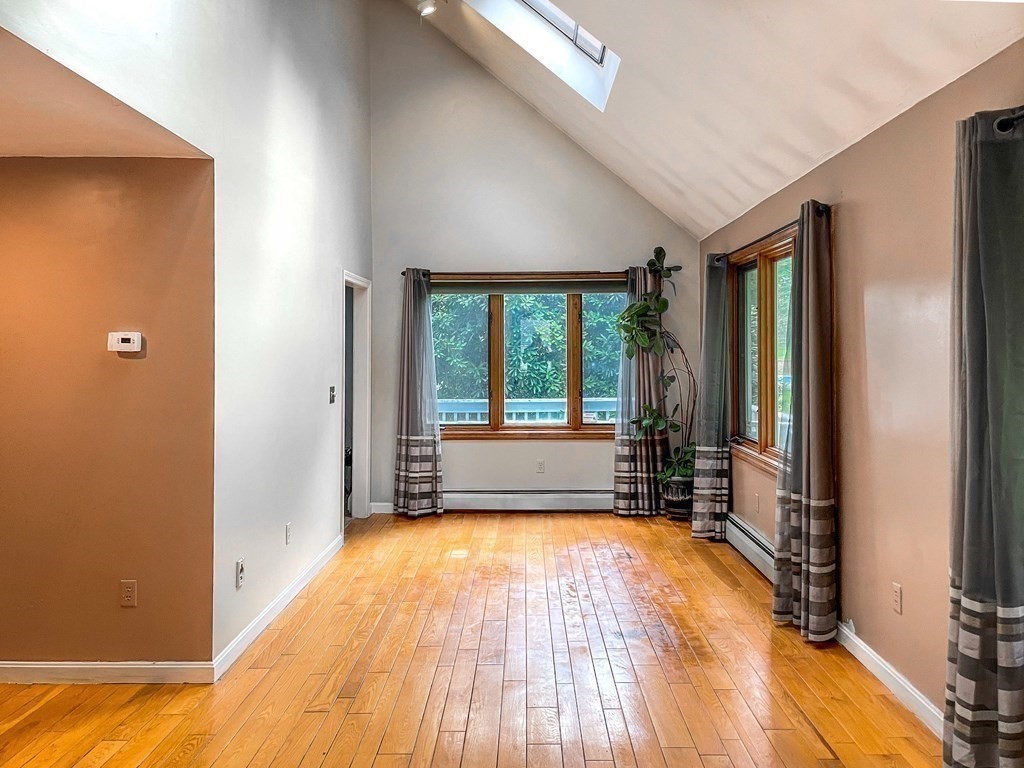 20 Tattan Farm Road Worcester, MA 01605 - Photo 9 of 36 Gallery Image 9