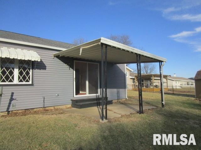 302 Palm Street Canton, IL 61520 - Photo 3 of 20