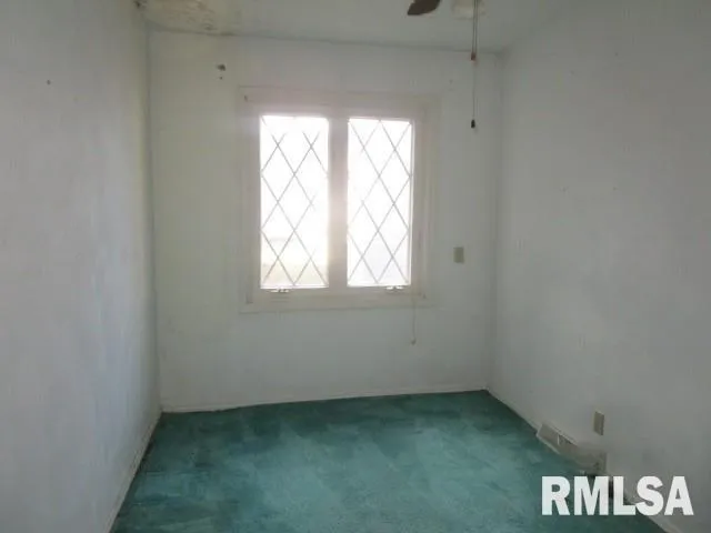 $159,000 | 302 Palm Street, Canton, IL 61520