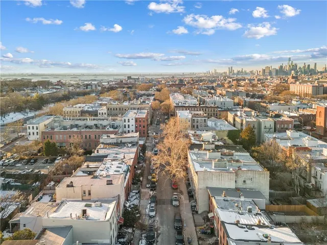 $2,499,000 | 515 A 17th Street | Windsor Terrace