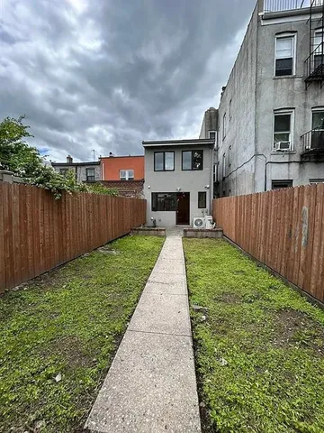 $2,499,000 | 515 A 17th Street | Windsor Terrace