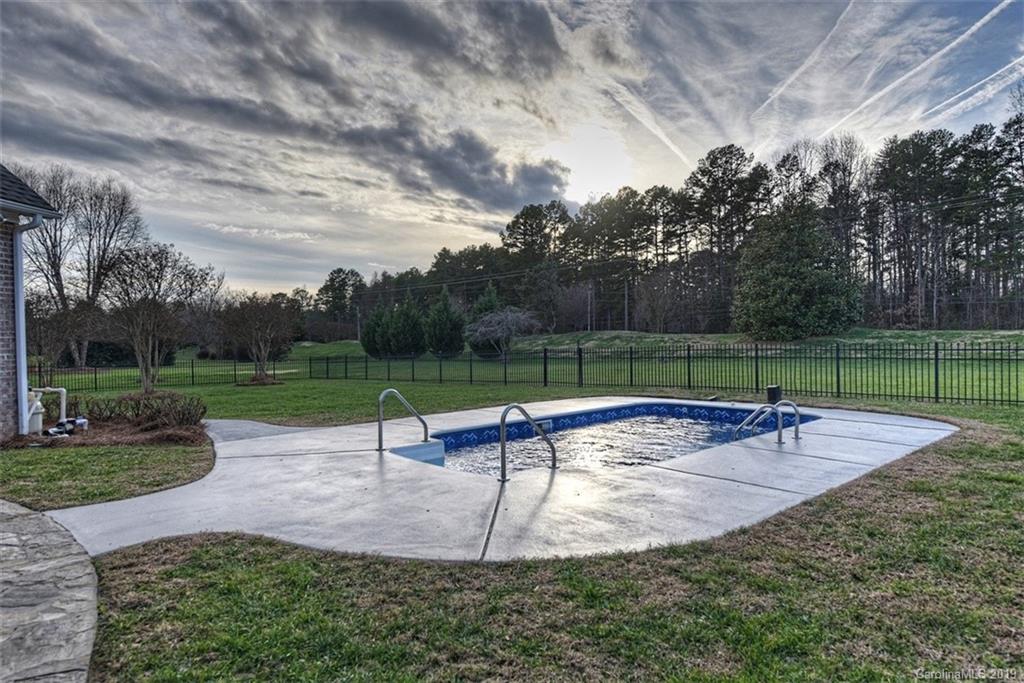 6657 Fox Ridge Circle Davidson, NC 28036 - Photo 37 of 48