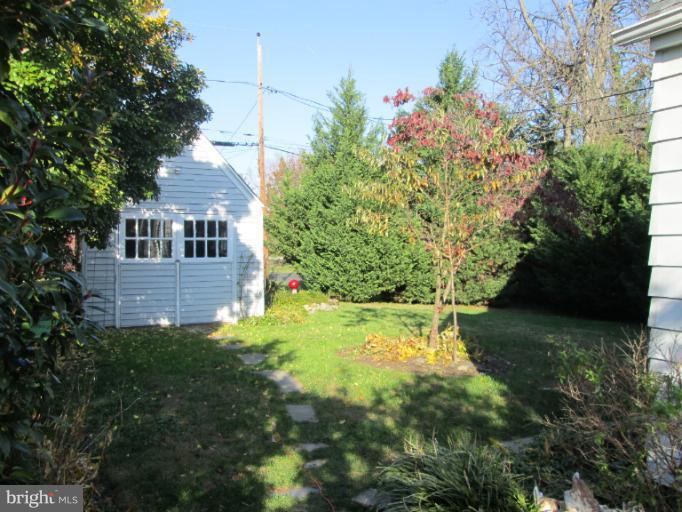 4214 Kensington Road Baltimore, MD 21229 - Photo 15 of 15 Exterior (General)