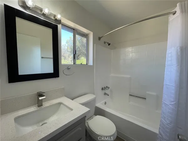 $3,000 | 168 East Baseline Road, San Dimas, CA 91773