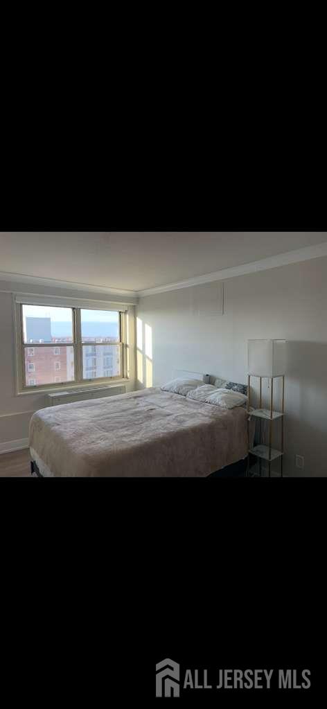 28 Riverside Avenue, Unit 11H Red Bank, NJ 07701 - Photo 3 of 5