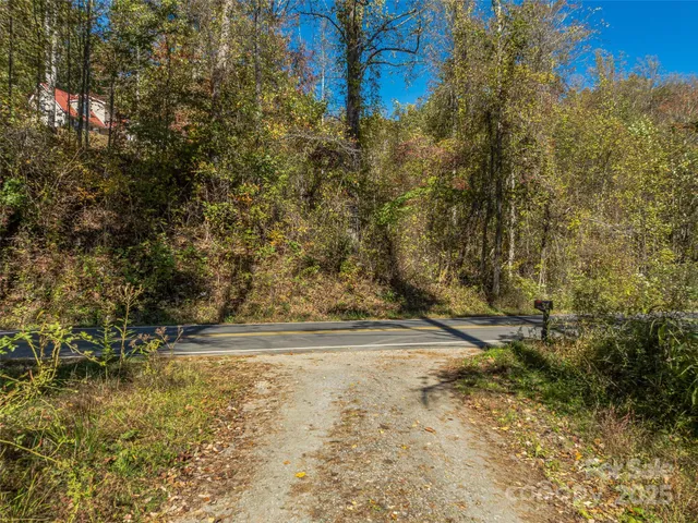 $700,000 | 99999 Meadows Town Road, Marshall, NC 28753