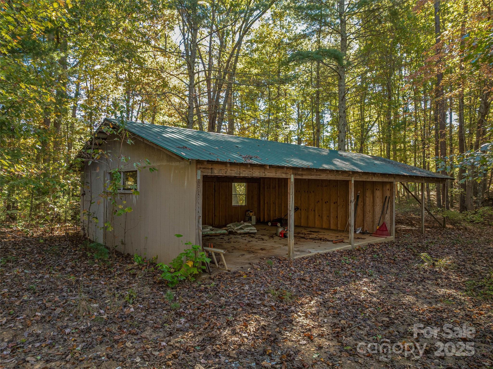 99999 Meadows Town Road Marshall, NC 28753 - Photo 5 of 47