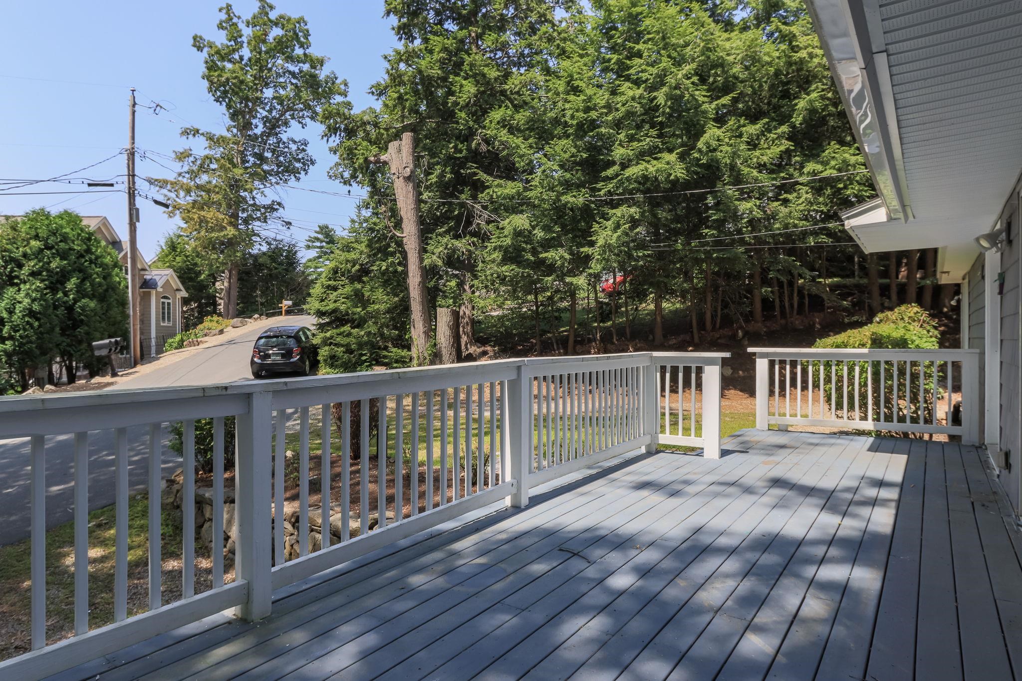 43 Hemlock Shore Drive Atkinson, NH 03811 - Photo 4 of 55