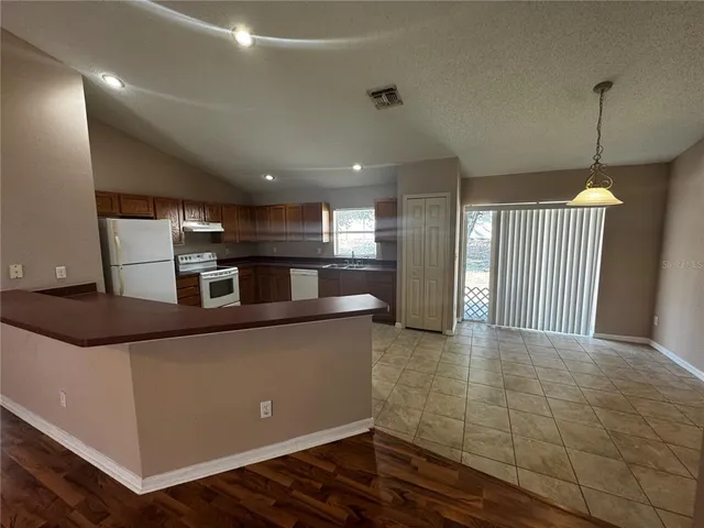 $1,850 | 1223 Cheshire Street, Groveland, FL 34736